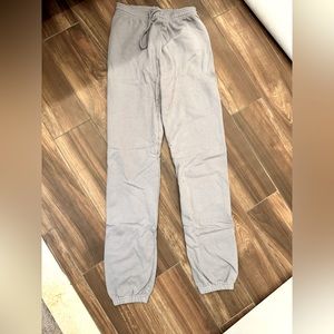 SKIMS grey sweatpant jogger